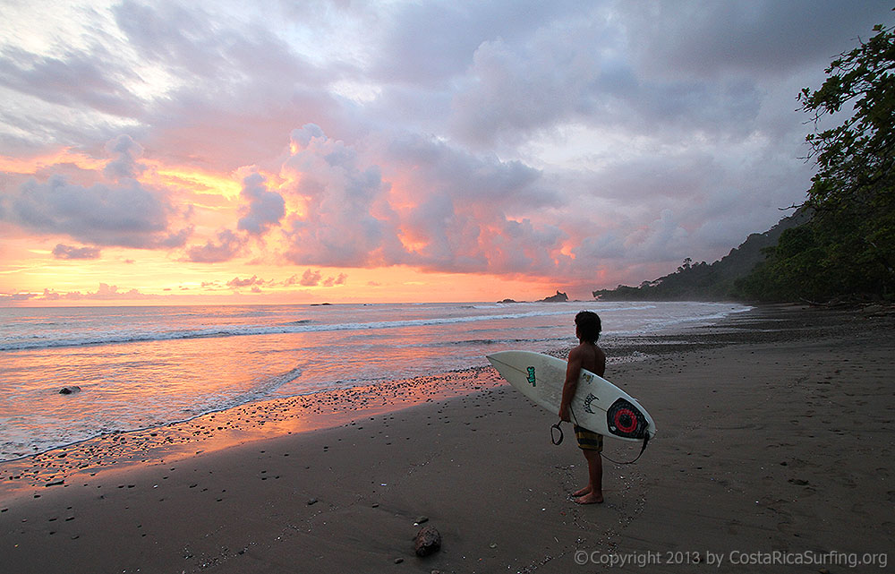 Dominicalito Surf Spot